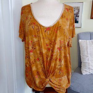 Mudd | Golden Umber Short Sleeve Twist Front Scoop Neck Knit Top | XL